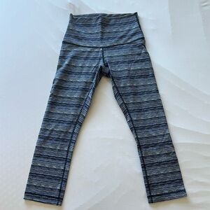 Lululemon cropped leggings